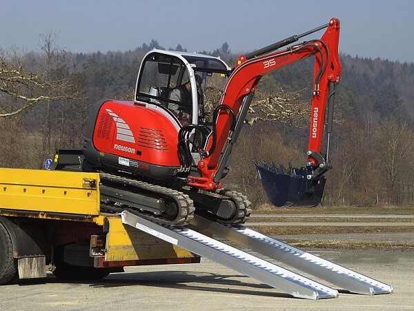 kategoriebild auffahrrampen fuer bagger im thiele-shop