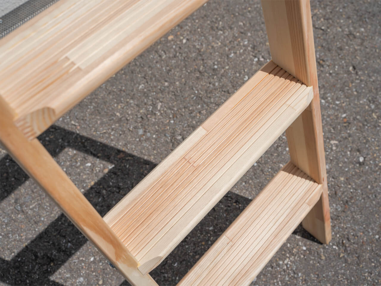 Anlegeleiter MUNK (Holz) mit Stufen